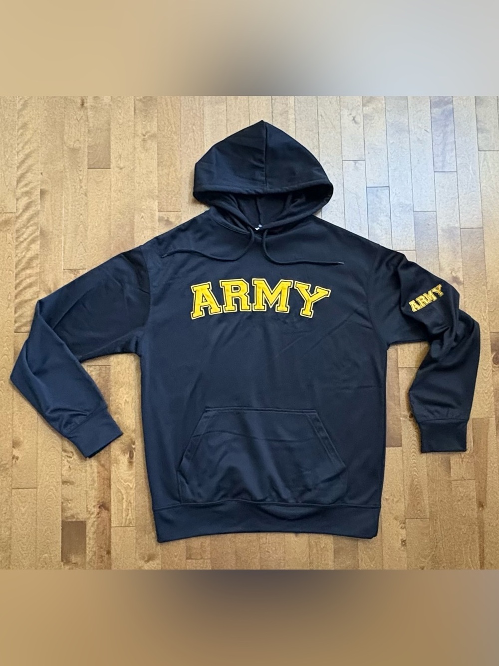 US Army Fleece Pullover Hoodie Black Yellow Graphic – Size Large